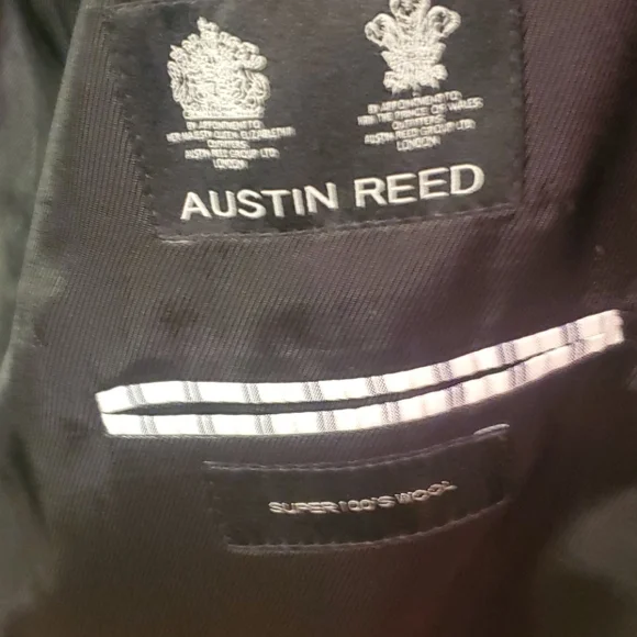 Austin Reed Gray Windowpane Wool Blazer - Picture 9 of 12